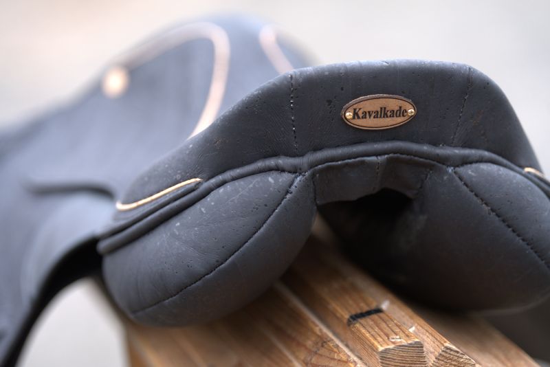 Kavalkade - Cork-Jumping Saddle "CORNELIUS"