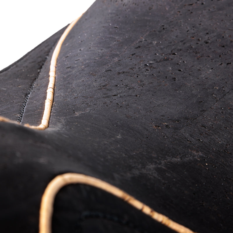 Kavalkade - Cork-Jumping Saddle "CORNELIUS" - seat top view up close